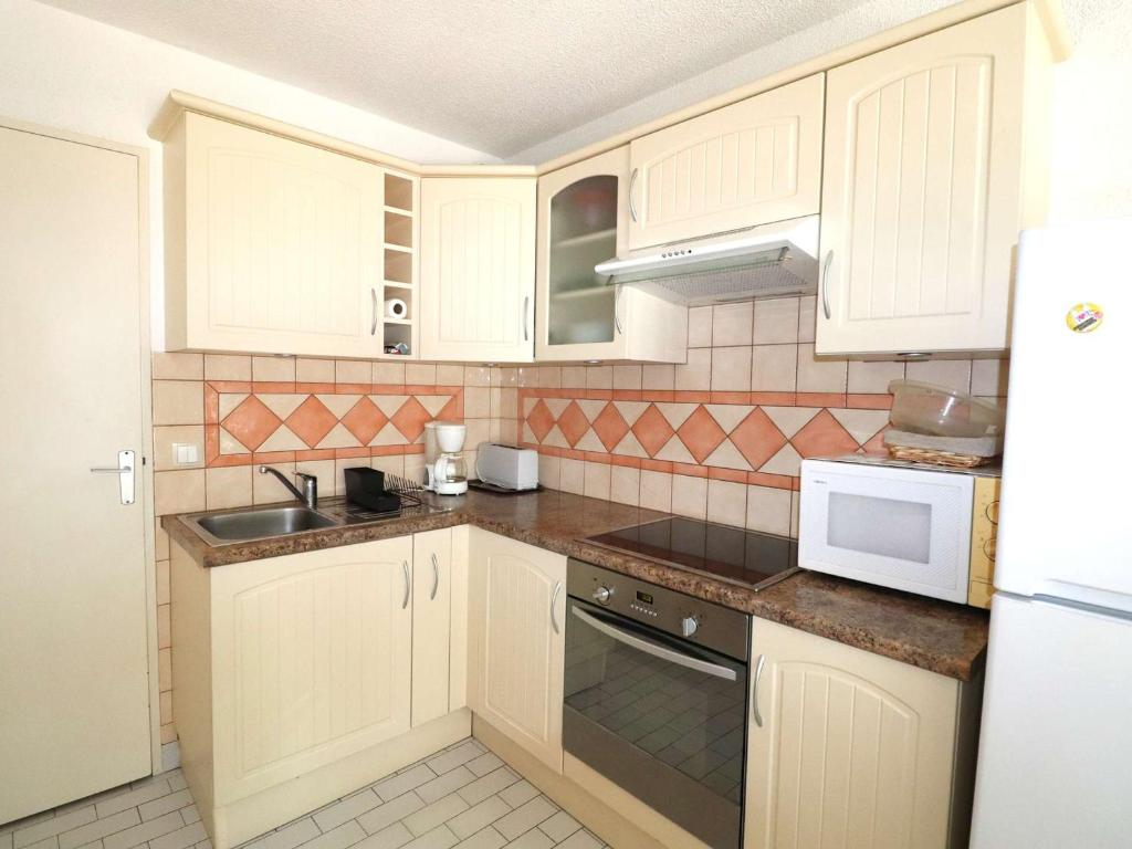 Studio Cabine avec terrasse ensoleillée, piscines, parking privé, à 500m de la plage - FR-1-307-133 - 5