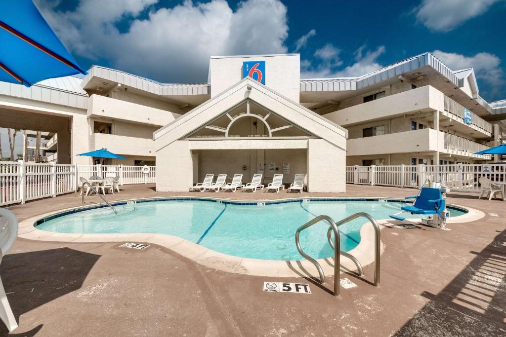 Motel 6-Brownsville, TX North photo
