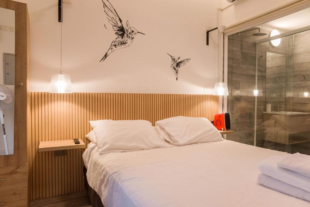 Bellavista Buzz Stylish 1BR Oasis Just Steps from the Metro - 2