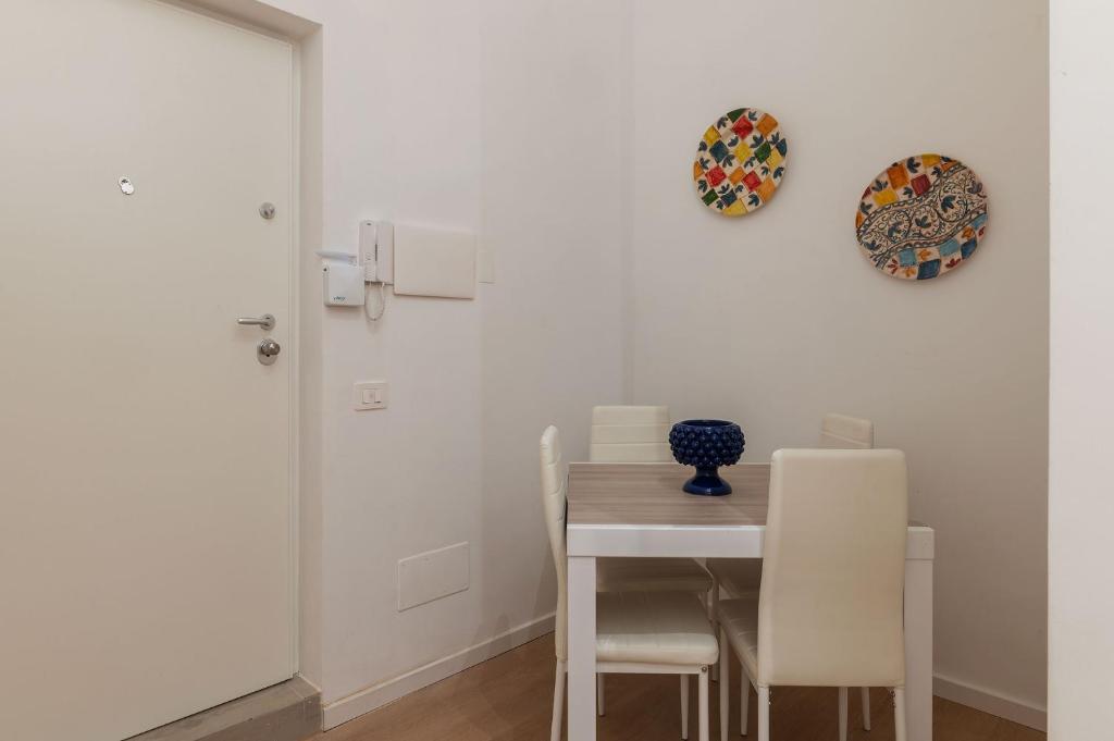 GuestHost - Elegant Flat Roma Prati & Ottaviano MA - 4