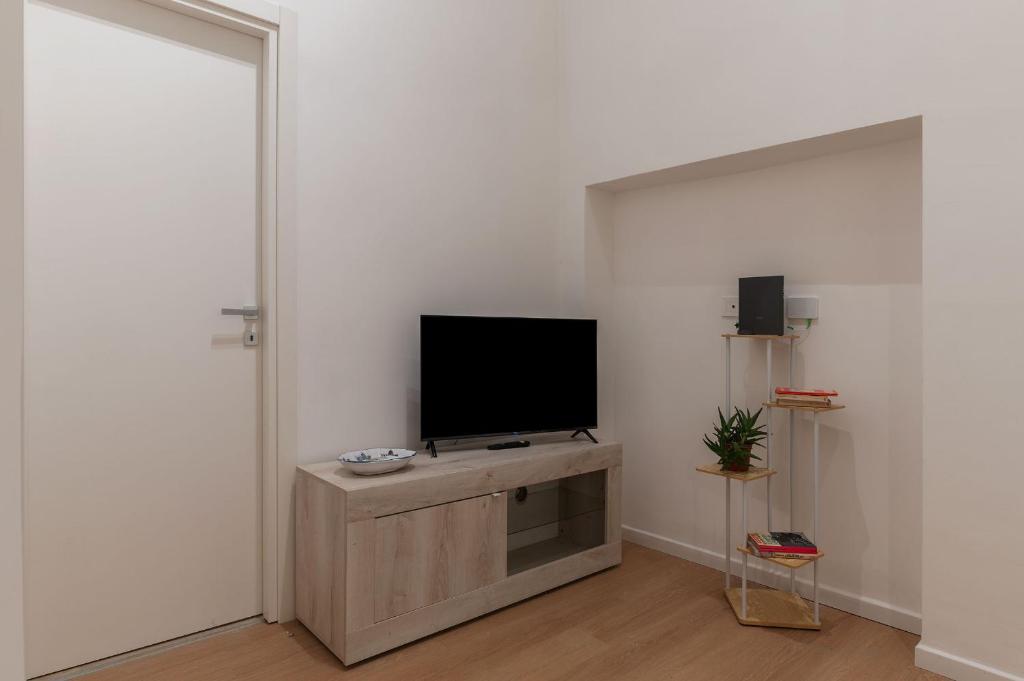 GuestHost - Elegant Flat Roma Prati & Ottaviano MA - 5