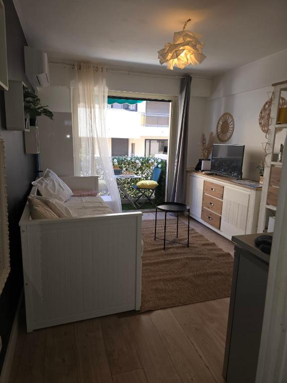 Charmant studio pour deux avec balcon à Antibes - 1