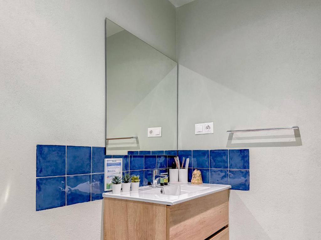 Proa Apartments by Stay Belonio - 4