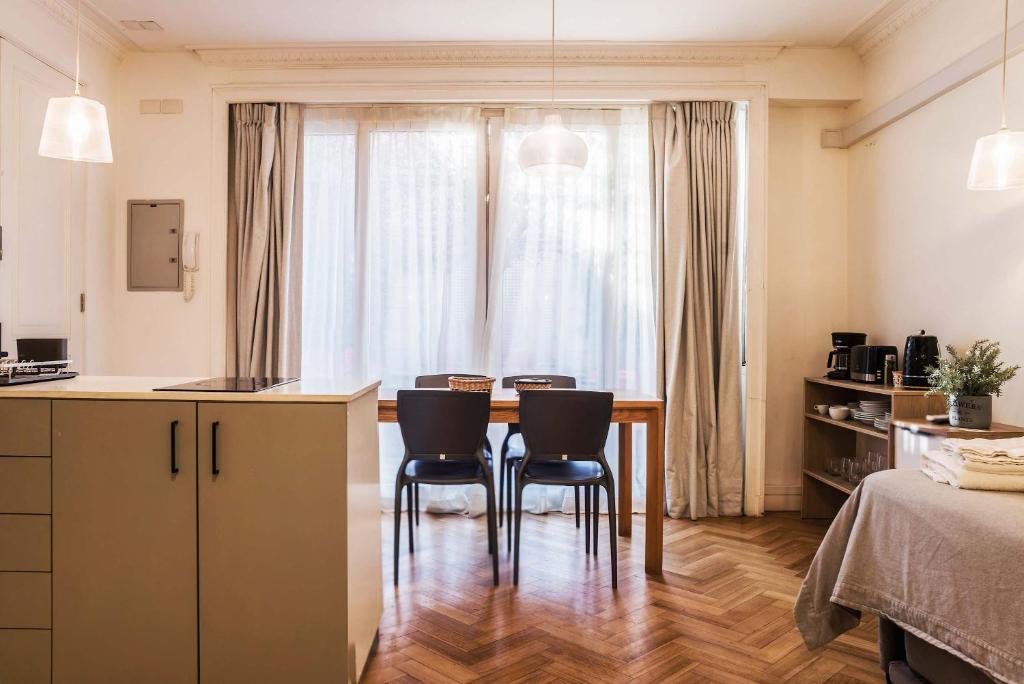 Metro Explorer 1BR near Hospital & Metro Baquedano - 3