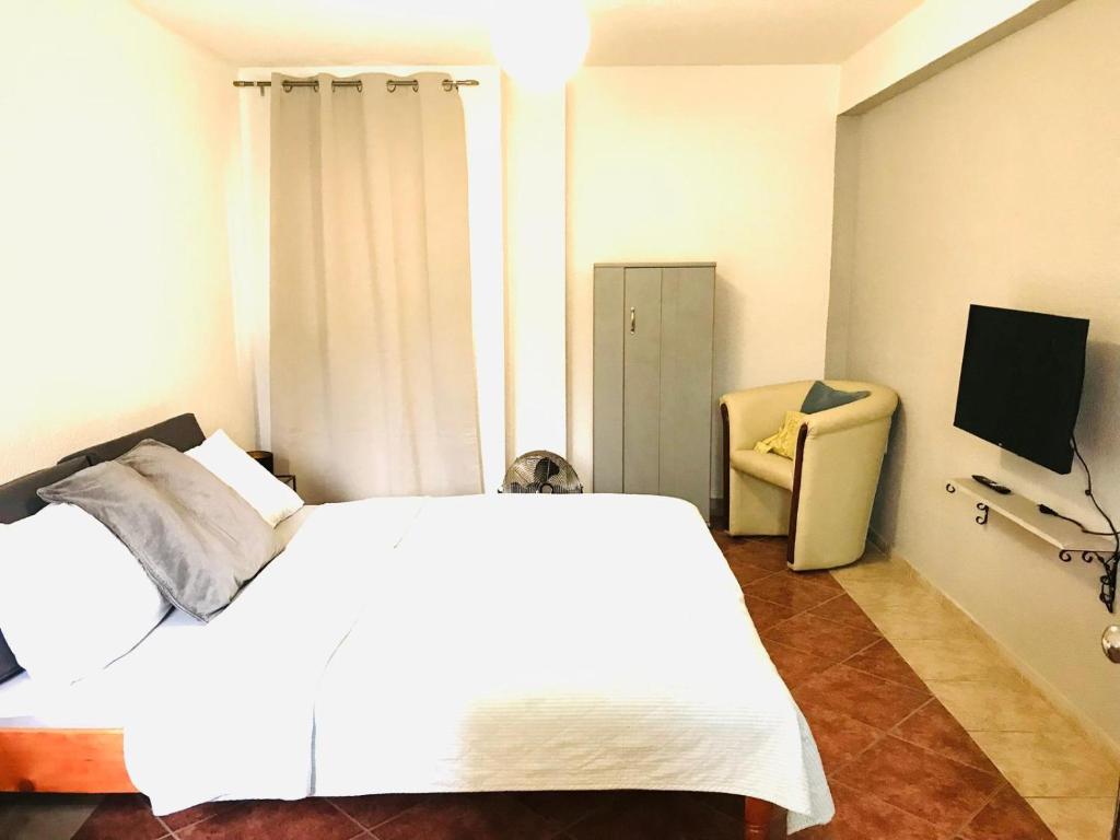 EastWest Apartment Mostar - 4