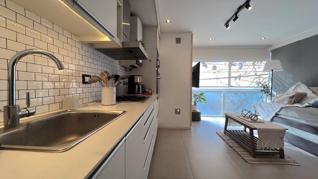 Depto Ariel 2 - Depto para 4 PAX con terraza, parrilla y cochera en La Perla, Mar del Plata - Hola Sur - 4