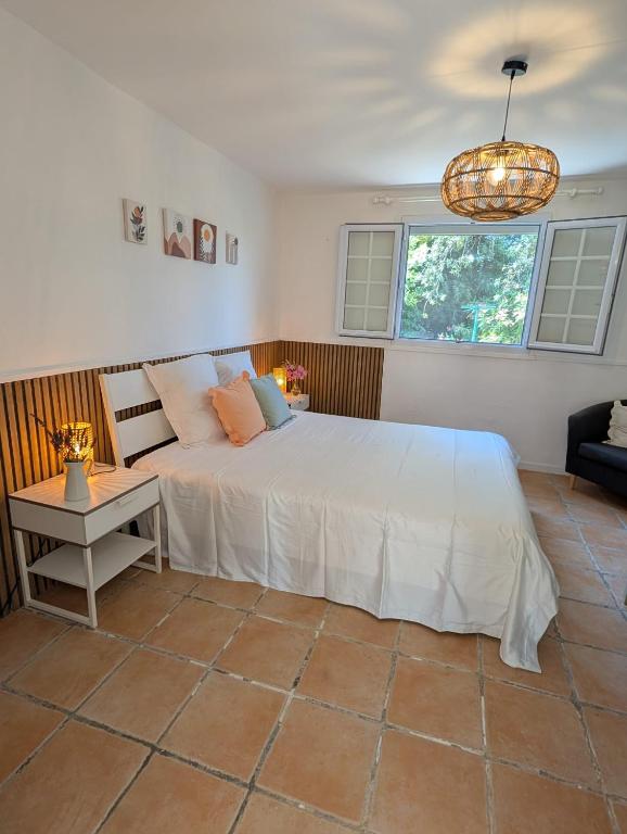 Le Provençal, Terrasse privée, Piscine 4 pers - 4