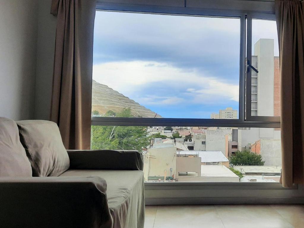 Departamento moderno con vista al Chenque - 1