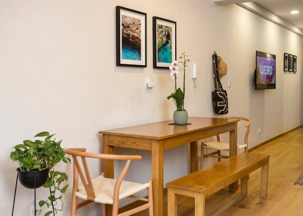 Stylish Loft w Balcony in the Heart of Roma Norte - 3