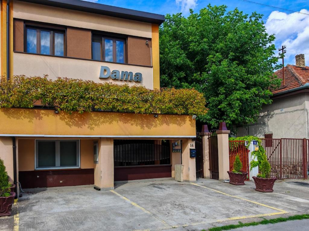 DivaLux New Suite E Boutique Hotel with AC and Wi-Fi - 2