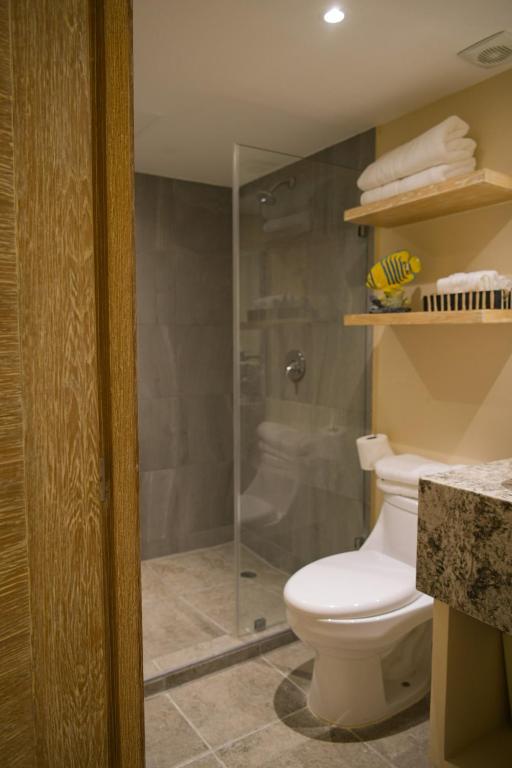Azteca Princess Newly Renovated Condo with Pool - 2