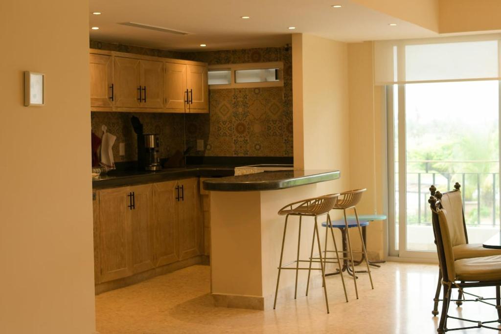 Azteca Princess Newly Renovated Condo with Pool - 3