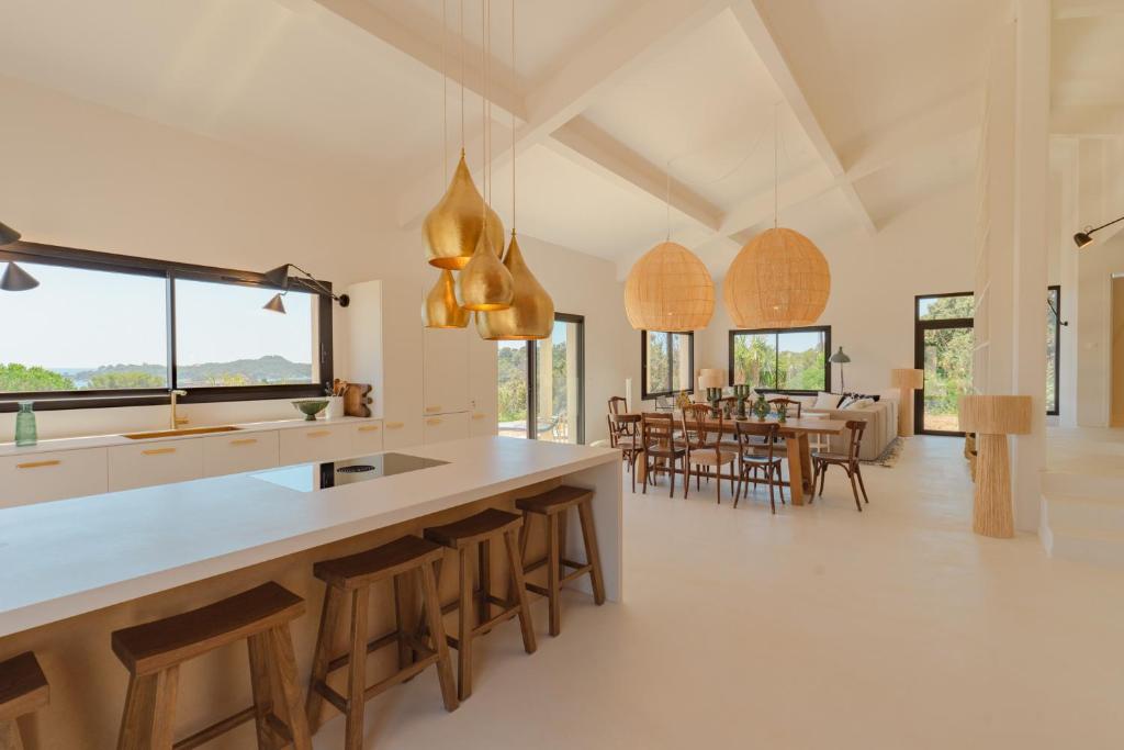 MAISON DOUCE By Terrys Homes - 3