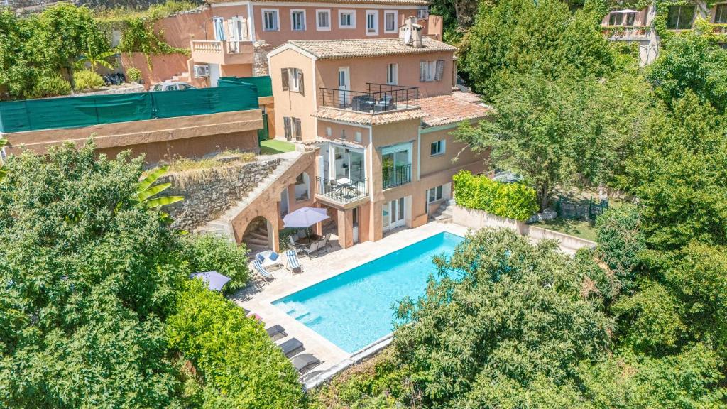 Joli villa avec sa grande piscine! - 1