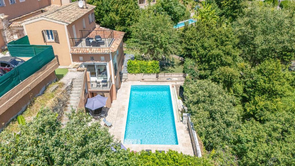 Joli villa avec sa grande piscine! - 3