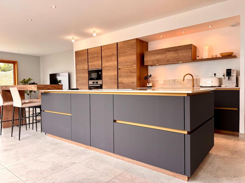 Maison Familiale 10 pers - 4 suites avec salle de bain privative - 1