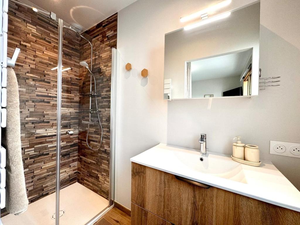 Maison Familiale 10 pers - 4 suites avec salle de bain privative - 4