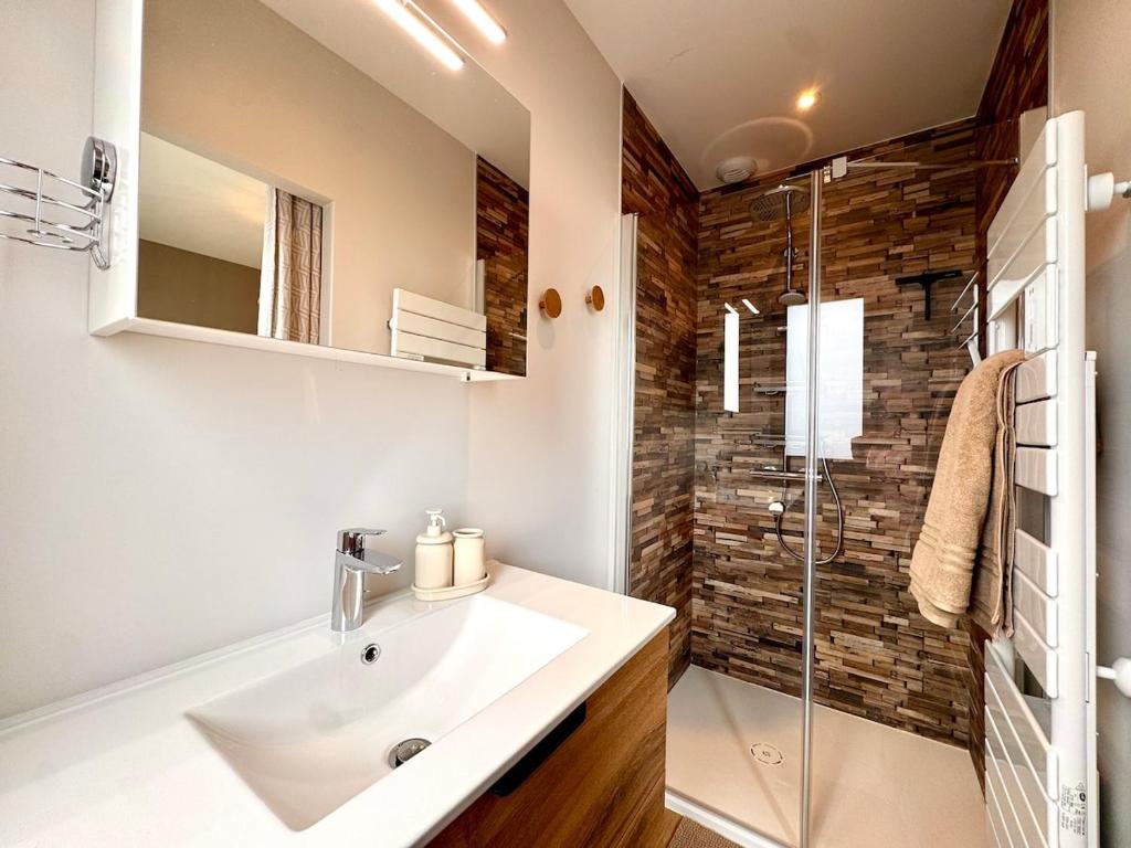 Maison Familiale 10 pers - 4 suites avec salle de bain privative - 5