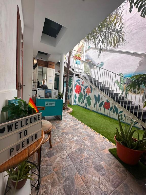 Puerto Nest Hostel - 2