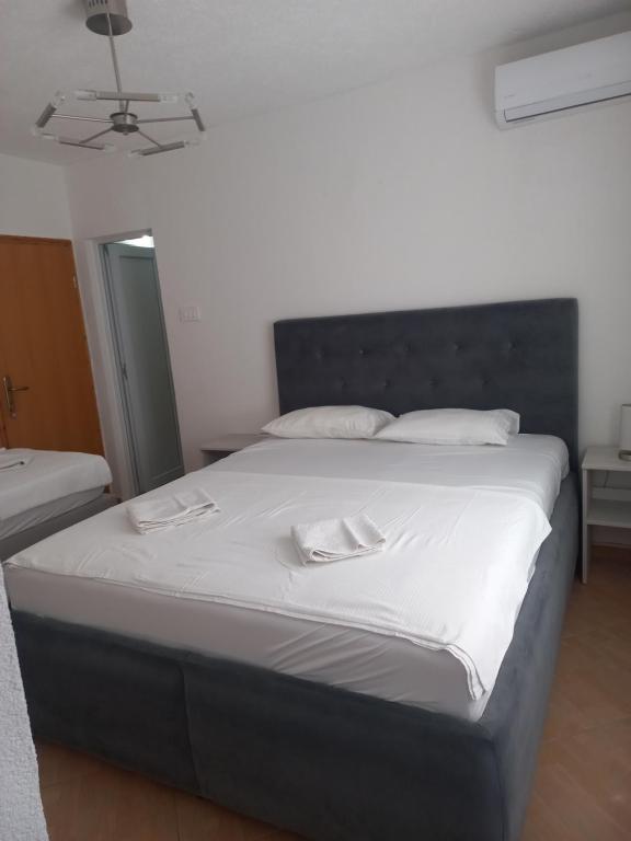 belaapartmani - 3