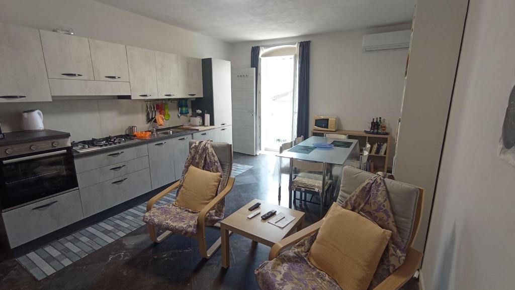 Holiday house Antudo - La casa per le tue vacanze nel cuore di Ragusa - 3