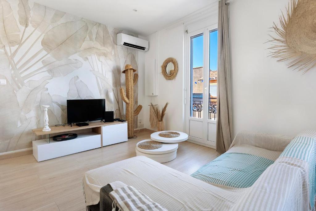 Cozy Apartment Near The Sand - 3