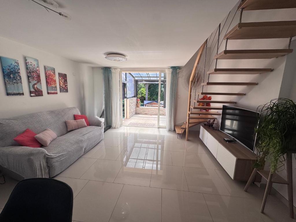Maison de ville 4 à 5 couchages avec piscine et jardinet - 3