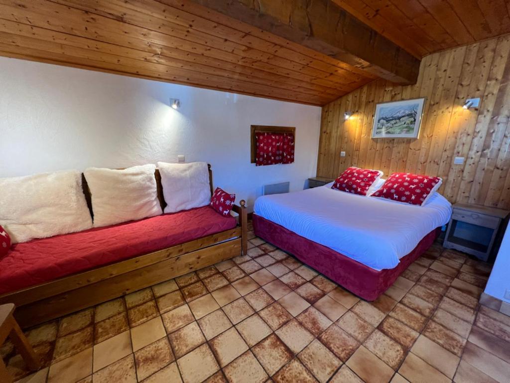 Studio Reguet, Chez Francine - 2