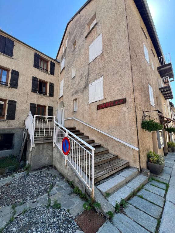 Appartement moderne style chalet - 2