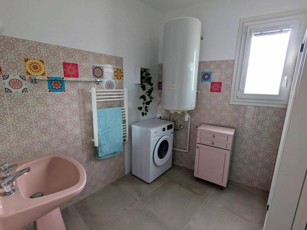 Appartement mignon, climatisé avec une grande chambre - 2