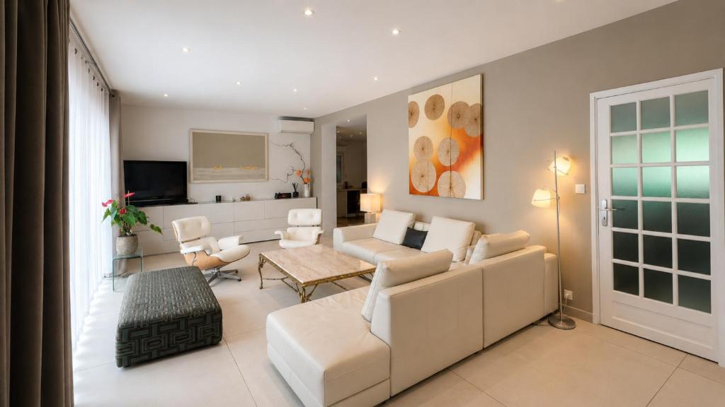 Grande villa climatisée avec piscine privée à Mougins proche Cannes - 4