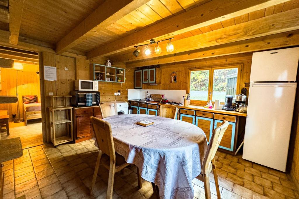 Authentic family chalet with garden in Chamonix - 3