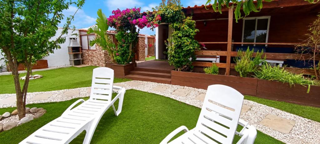 "Chalet La Buganvilla con Piscina Privada y Jardín Cerca de la Playa en Chiclana" - 4