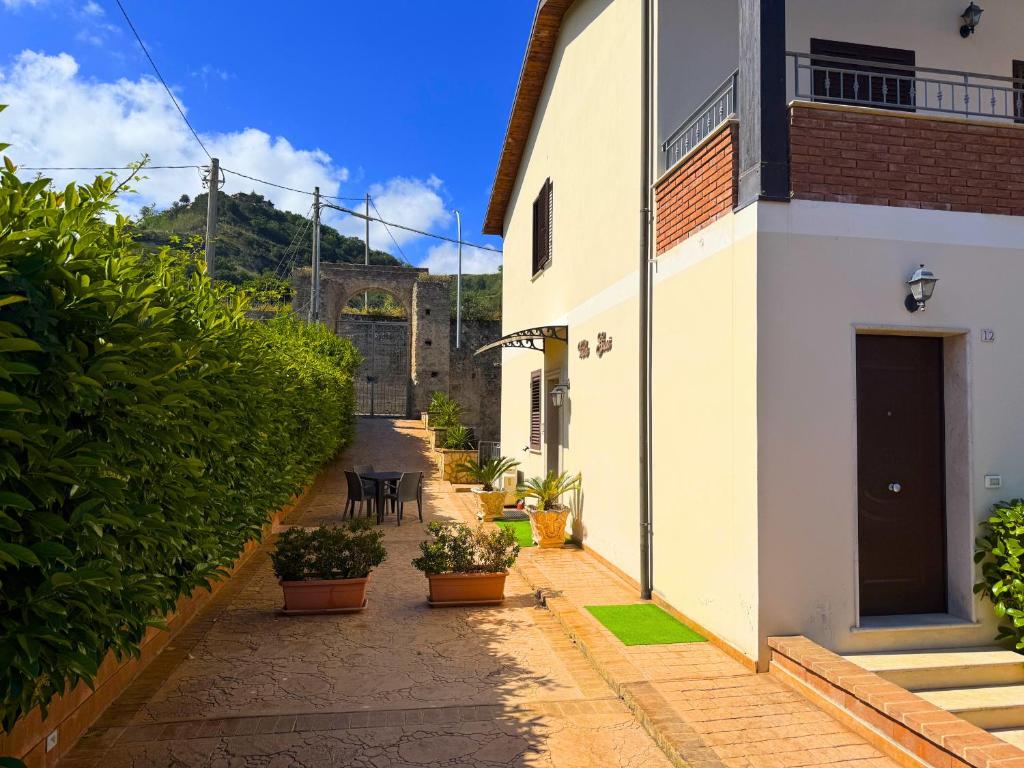 23 NODI SKYLINE - with FREE parking - 4