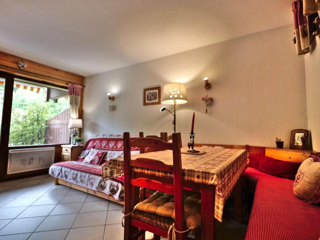 Confortable 2 Pièces + Cabine pour 4 Personnes au Centre-Ville, Terrasse, Proche Navettes - FR-1-458-169 - 1