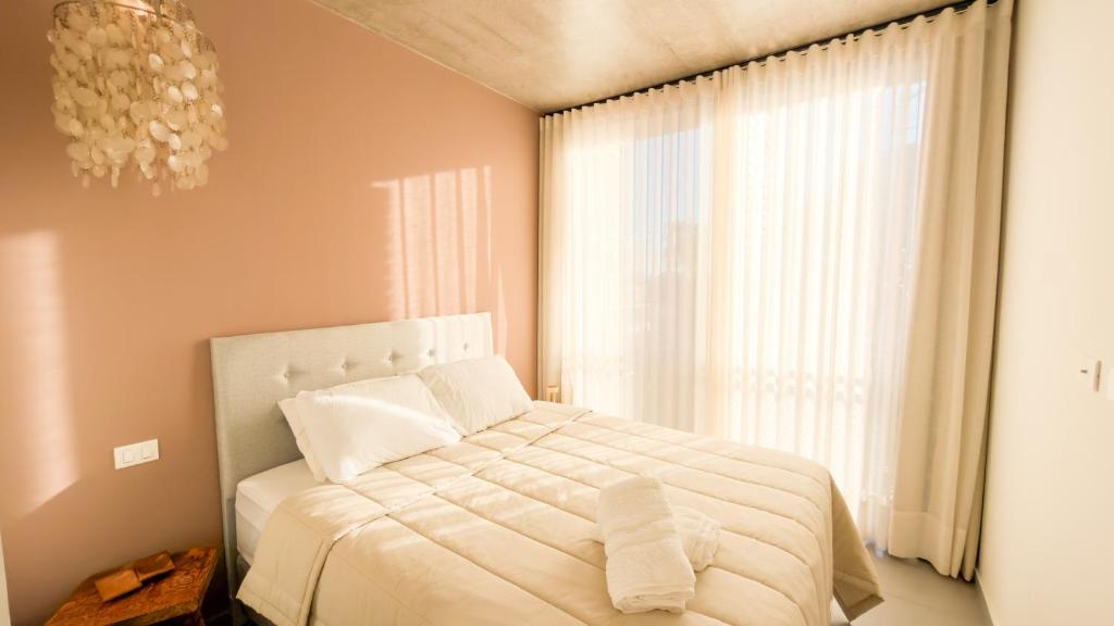 Modern Apartment with Office & Garage in Las Lomas - 3