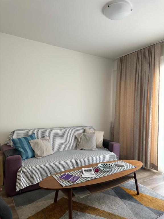 Modern Apartment Steps from the Adriatic - 5