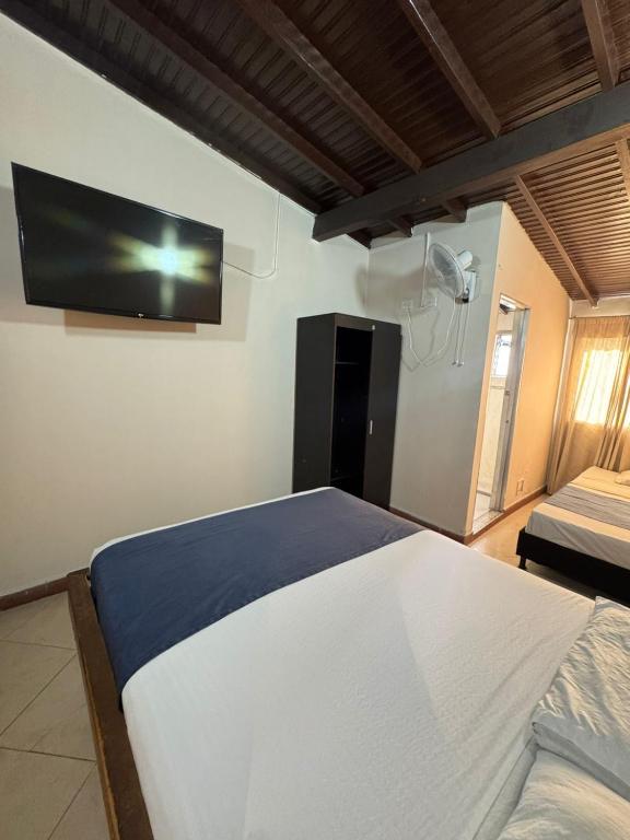 Hotel Imperio Real Medellin - 4