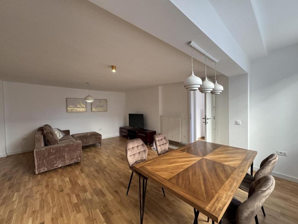 Apex Residence - 1