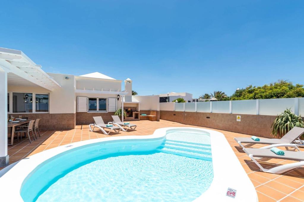 Villa Mamelo by Villa Plus - 2