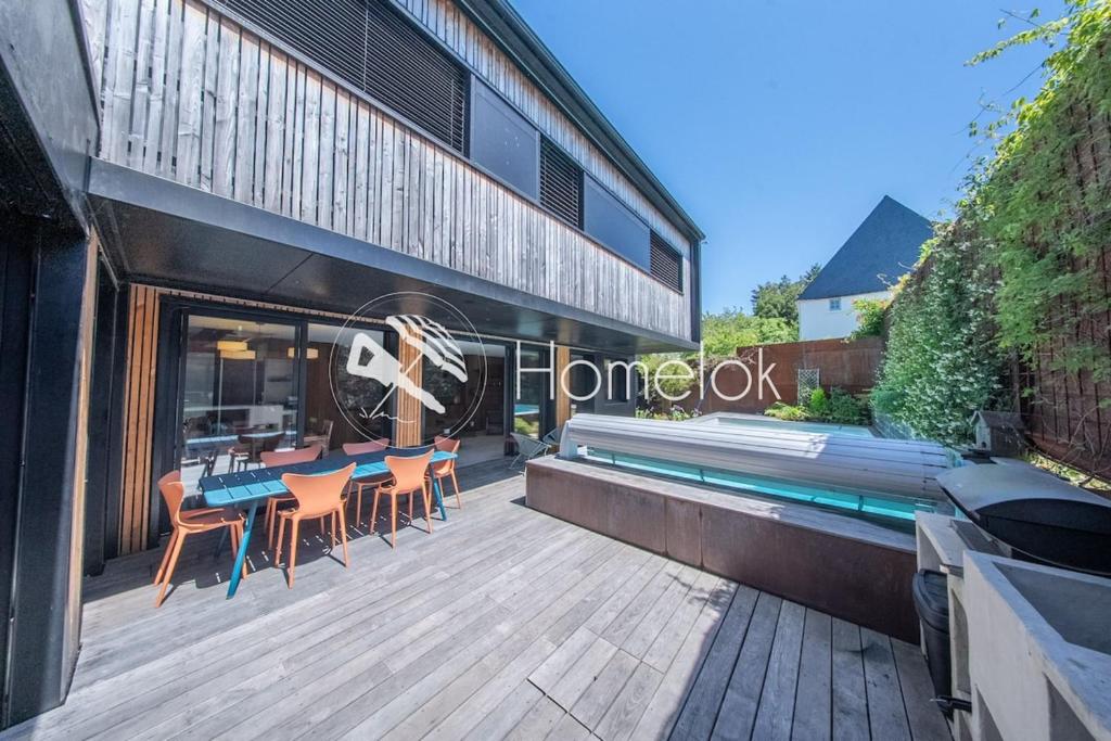 Splendide villa de standing avec piscine privée - 1