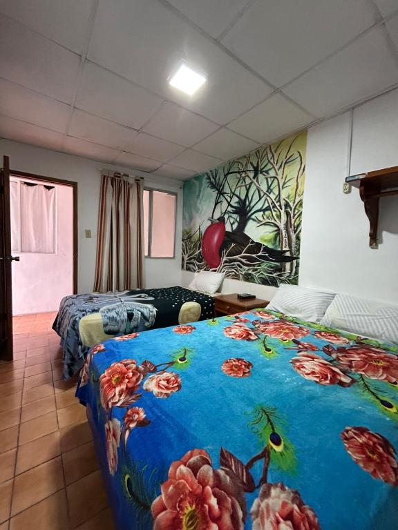 Hostal Puerto Ayora - 2