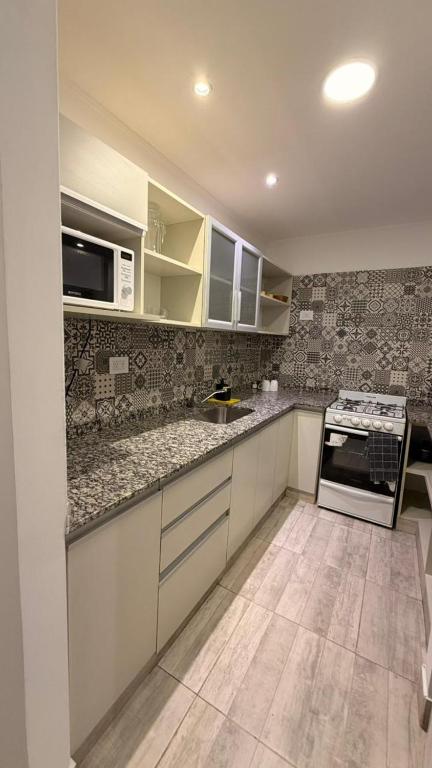 Balcarce Confort Monoambiente 1B - 3