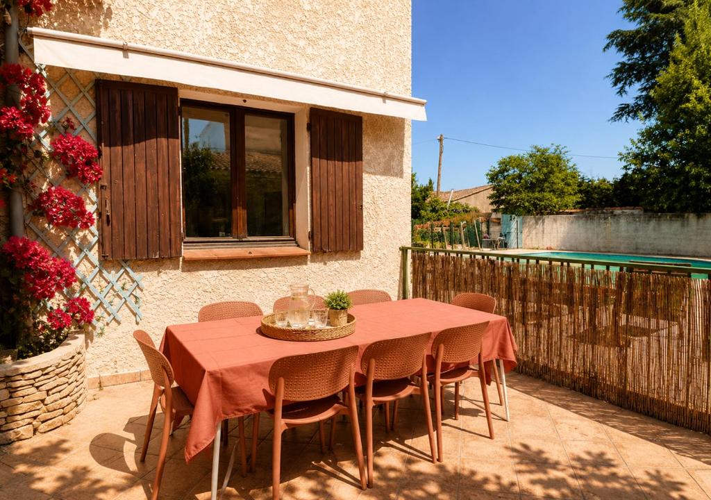 Grande maison familiale avec piscine et jardin - 4