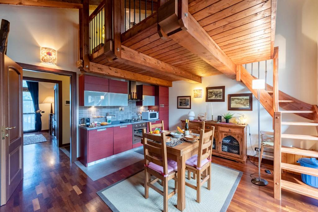 La Casa di Camus - Central Duplex for 4 - Happy Rentals - 5