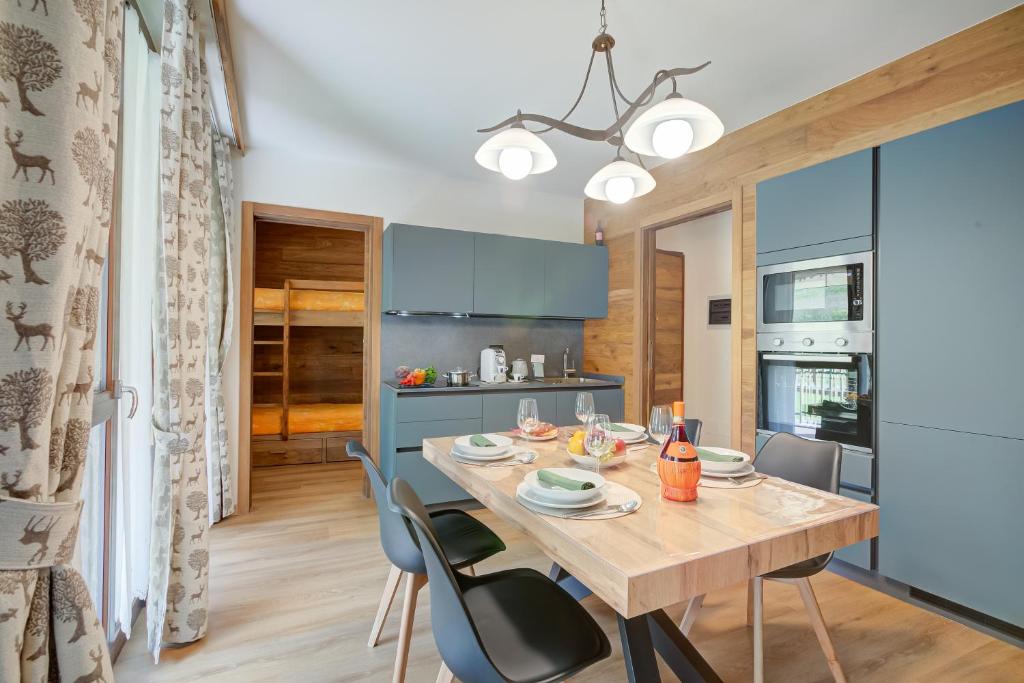 The Lovely Nest with Terrace - Happy Rentals - 2
