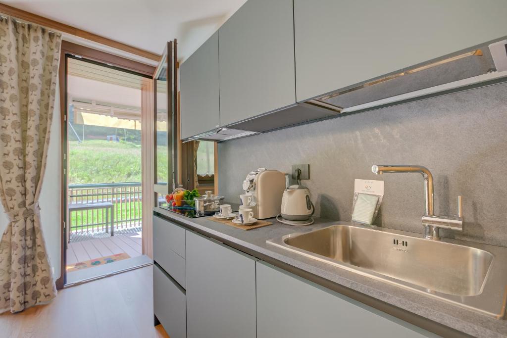 The Lovely Nest with Terrace - Happy Rentals - 5