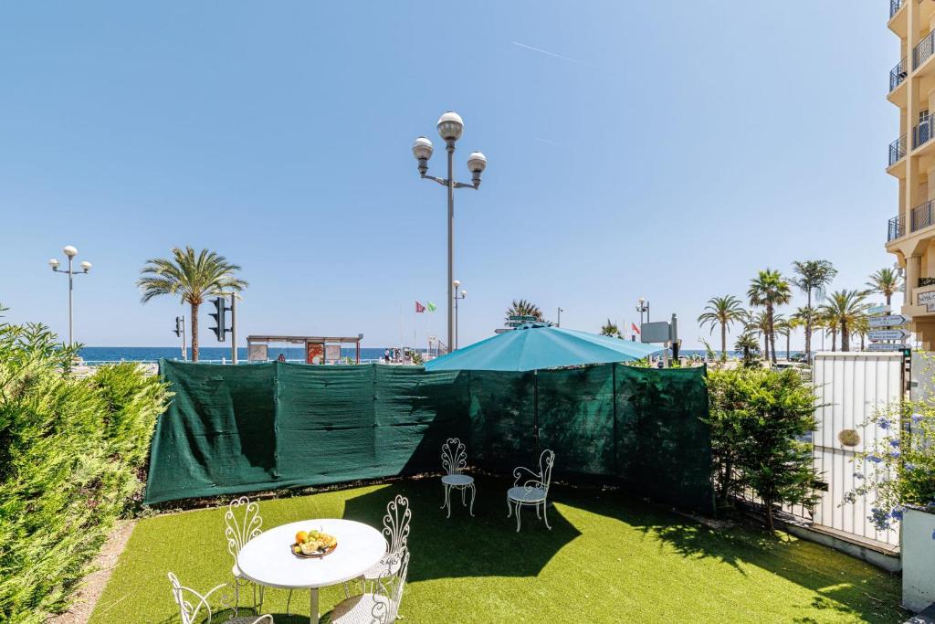 PROM 193-C- Appartement en face de la mer 2 Chambre avec terrasse et jardin - 4