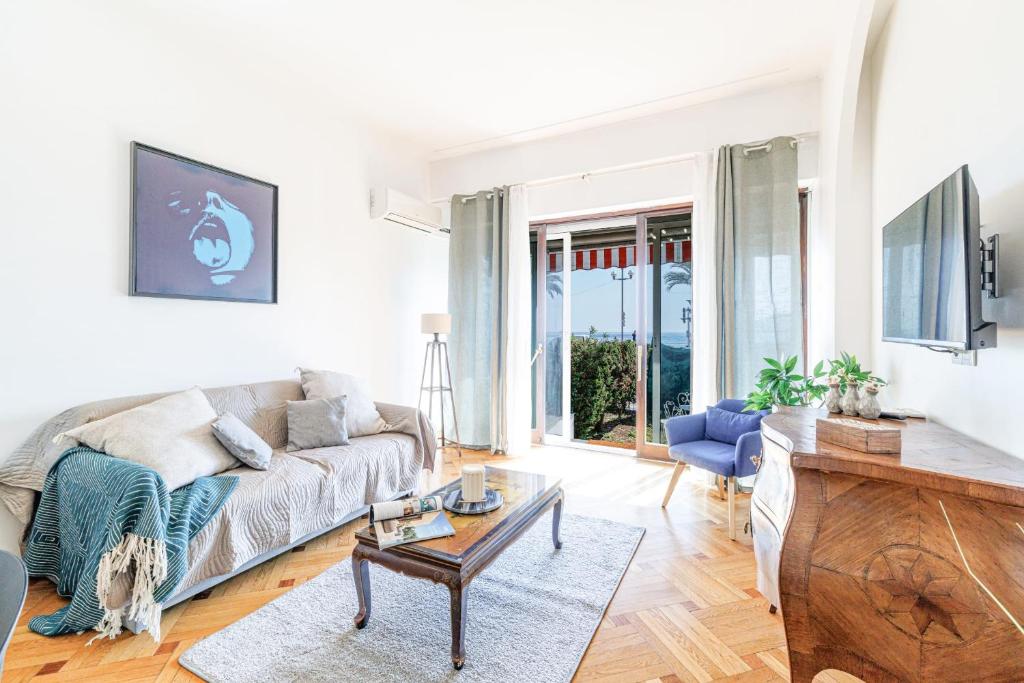 PROM 193-C- Appartement en face de la mer 2 Chambre avec terrasse et jardin - 1
