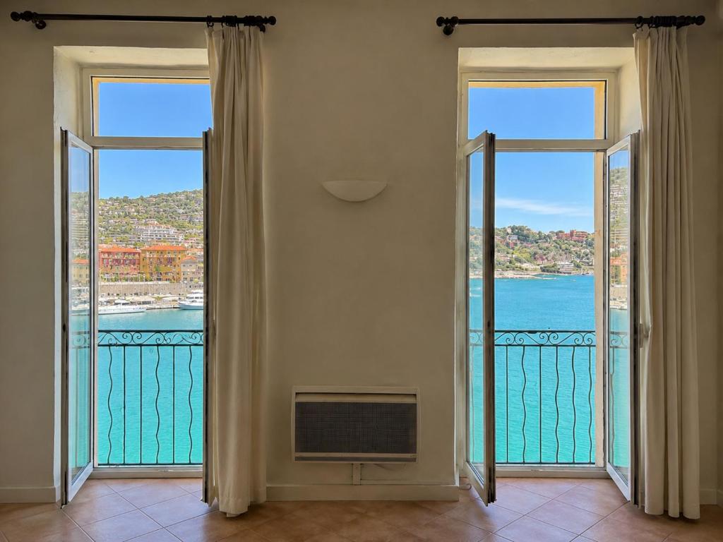 Nice loft sur mer & port - balcon & clim - 2